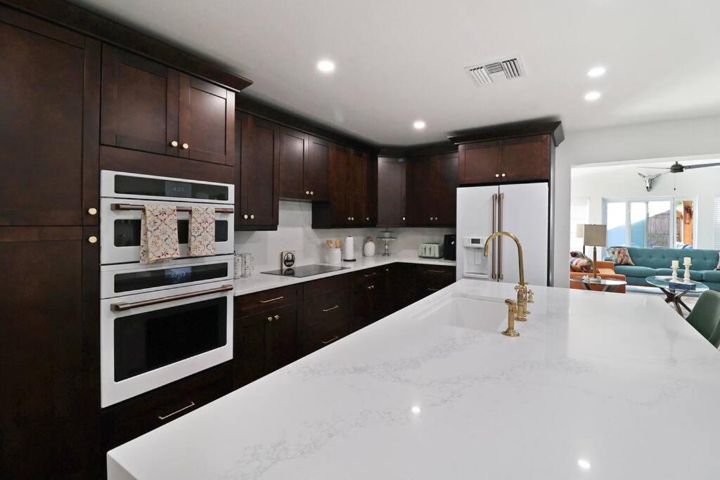 Palm Tree Paradise Tampa Pool Home Екстер'єр фото