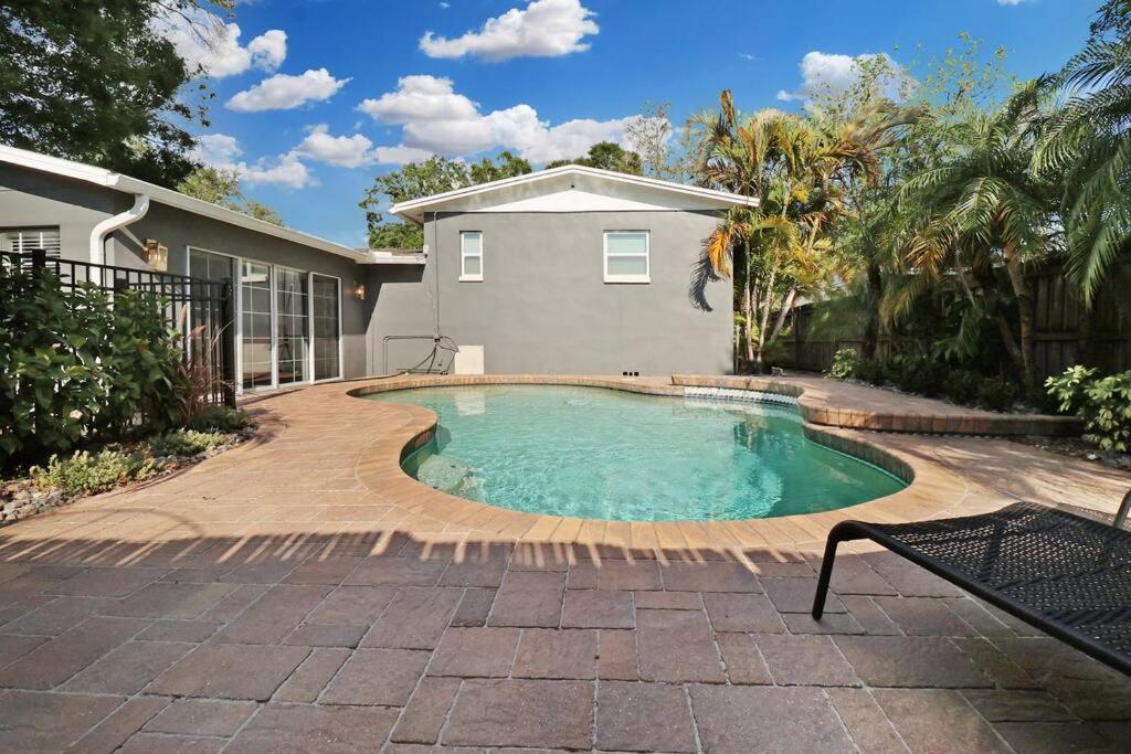 Palm Tree Paradise Tampa Pool Home Екстер'єр фото